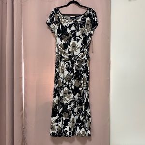 Perceptions New York | Neutral Floral Dress